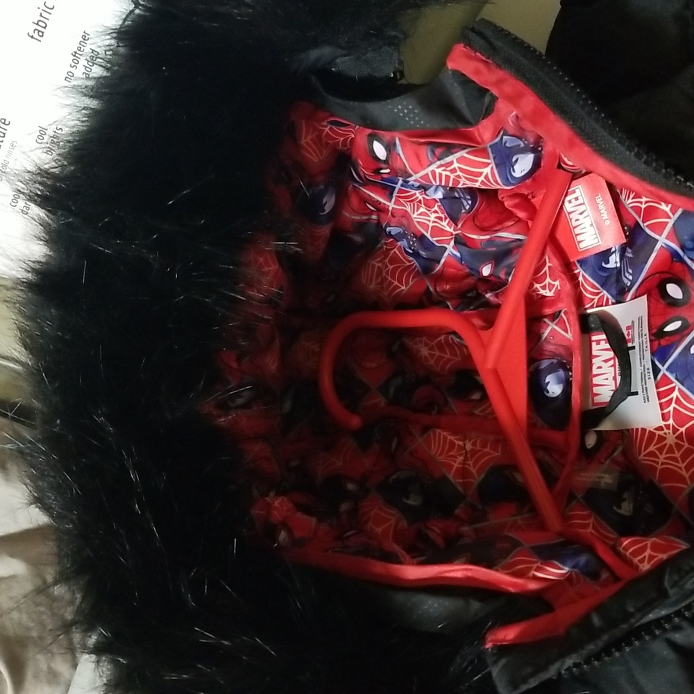 Spiderman jacket - Picture 8 of 10